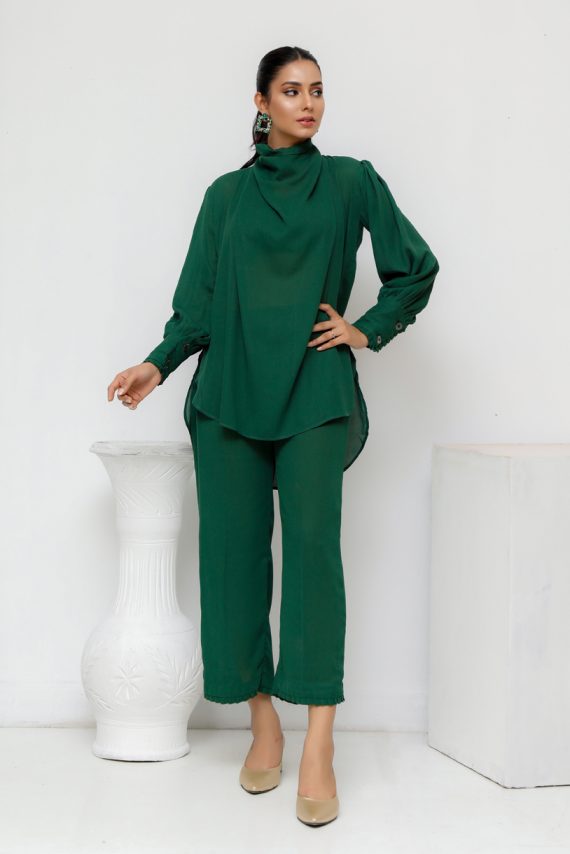 Minimal Clothing brand in pakistan